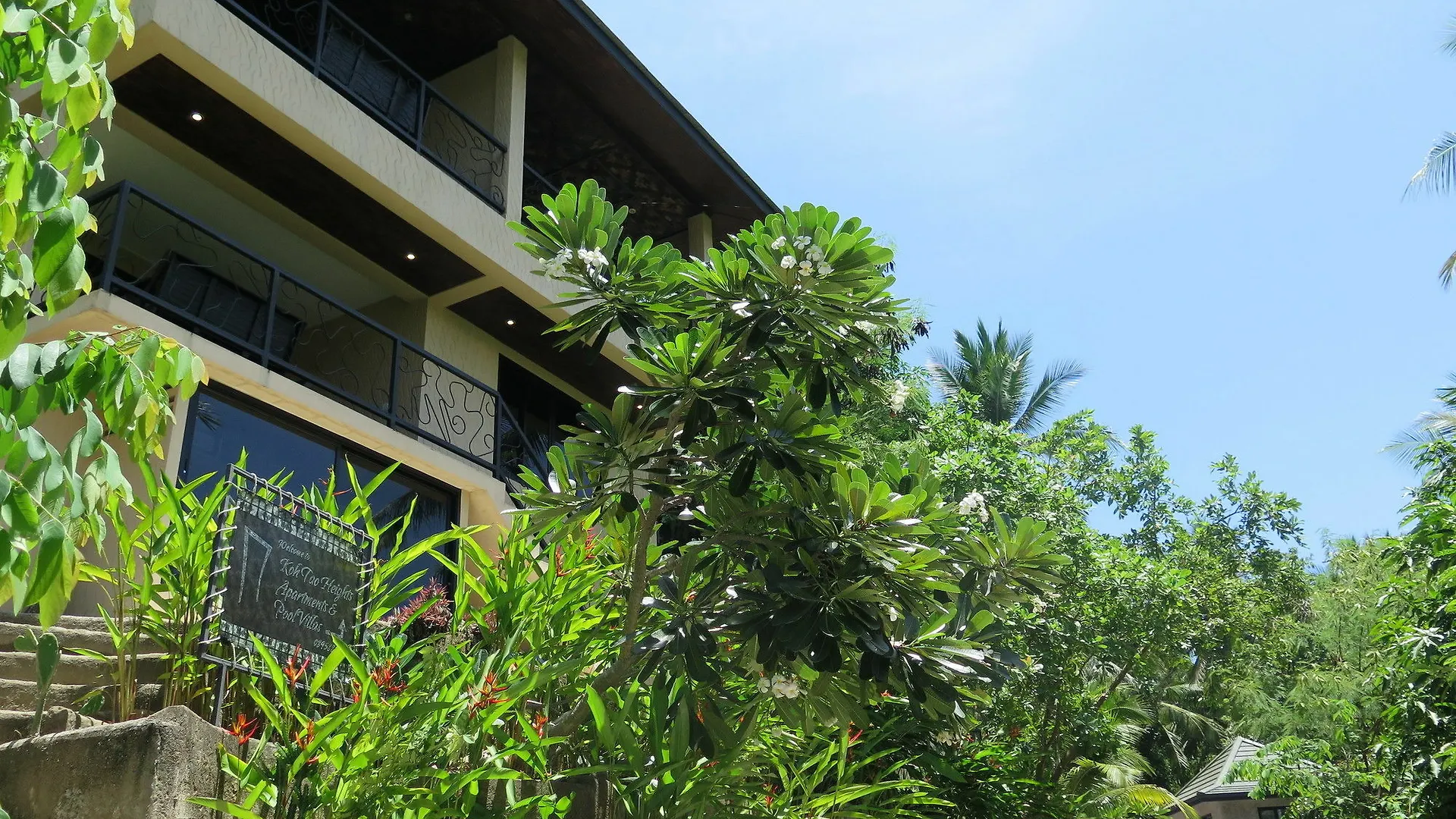 Koh Tao Heights Apartments Thailand